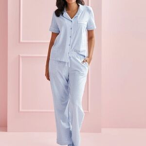 BNWT La Vie En Pajama Set